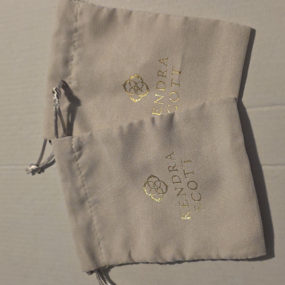 2 Kendra Scott Jewelry Bags